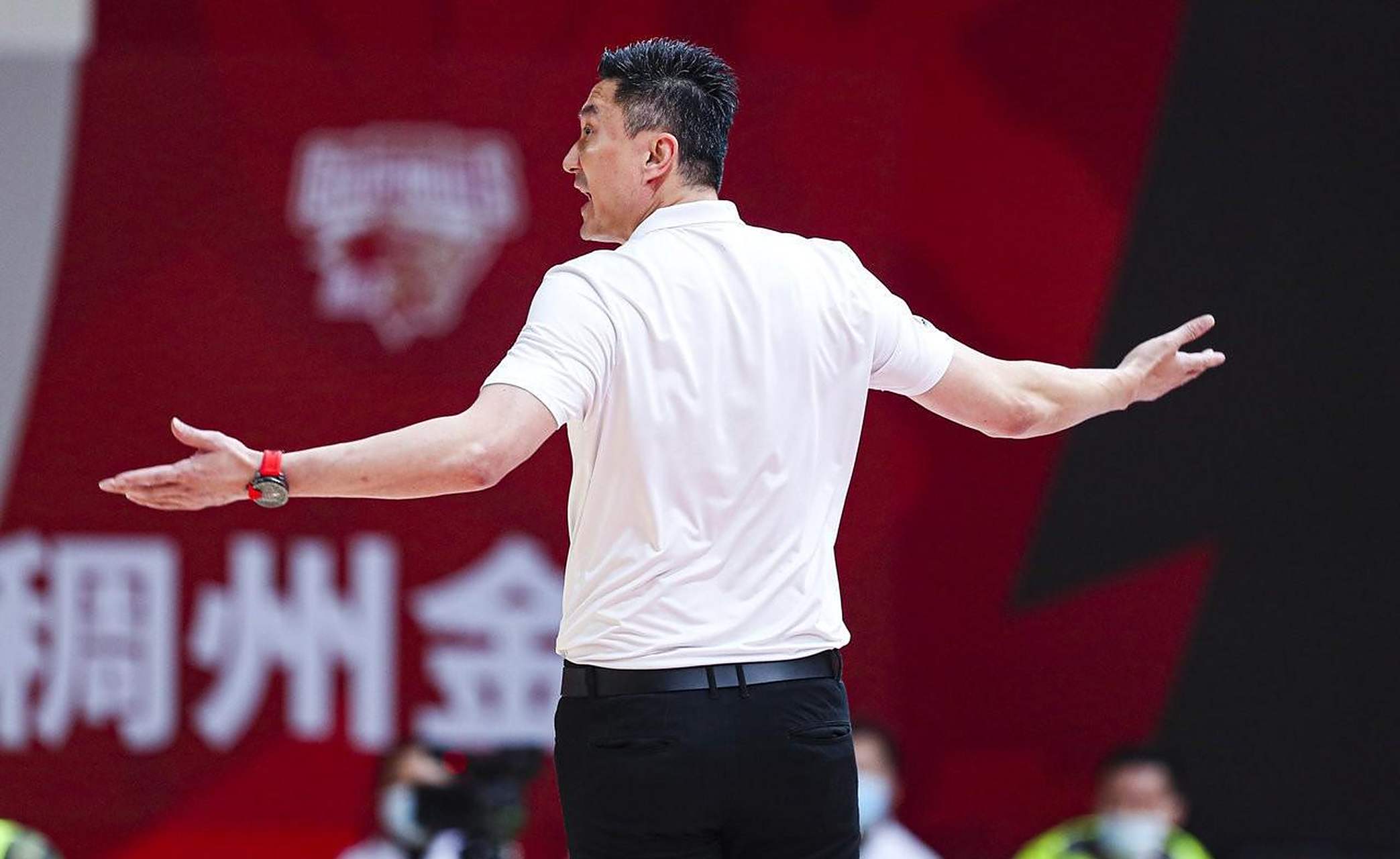 包含辽宁主帅杜锋：球队实力有所提升，目标是卫冕的词条